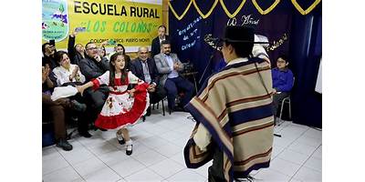 ESCUELA PRIMARIA NRO.215 LOS COLONOS