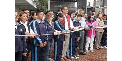 LUIS G. URBINA