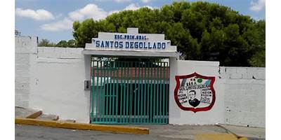 SANTOS DEGOLLADO
