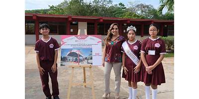 SECUNDARIA NUM. 4 LEONA VICARIO