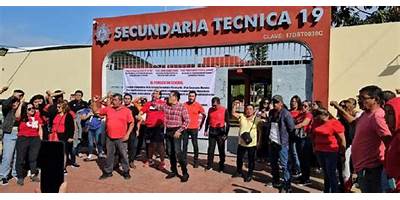 SECUNDARIA TECNICA 19