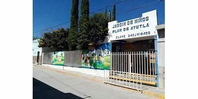 PREESCOLAR COMUNITARIO N/C 97-98