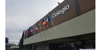 COLEGIO CRISTOBAL COLON