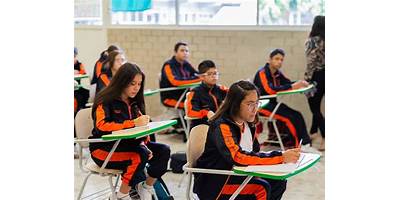 COLEGIO LUZ BRINGAS SECUNDARIA