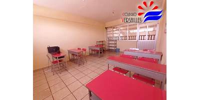COLEGIO VERSAILLES