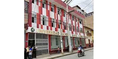 DANIEL ALOMIA ROBLES