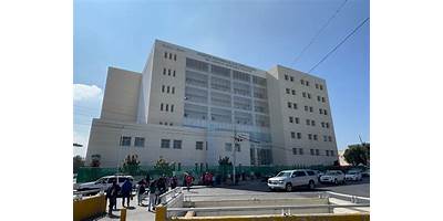 DR. IGNACIO MORONES PRIETO FORD 70