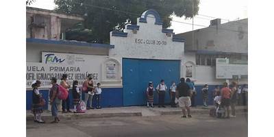 DR. SALVADOR ALLENDE