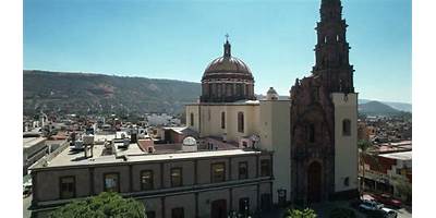 EL ZOPIAL