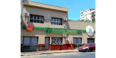 ESCUELA ALAMOS