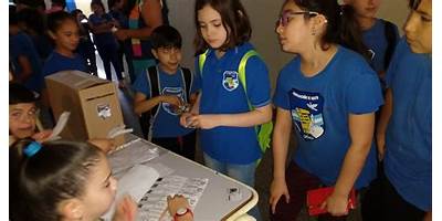 ESCUELA ASOCIACION DE MAYO