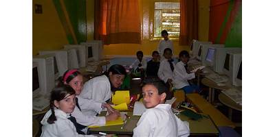 ESCUELA BARTOLOME HIDALGO