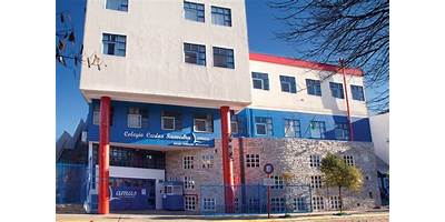 ESCUELA CARLOS SAAVEDRA LAMAS