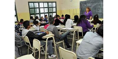 ESCUELA DE EDUCACIÓN SECUNDARIA N°45