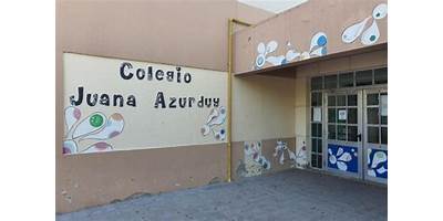 ESCUELA JUANA AZURDUY
