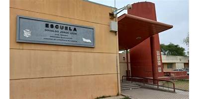 ESCUELA OSVALDO JORGE LEON (ESC.EX-DE B° CABILDO)
