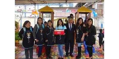 6065 PERU INGLATERRA