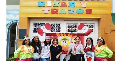 RISAS Y TRAZOS