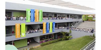 INNOVA SCHOOL F STAHL