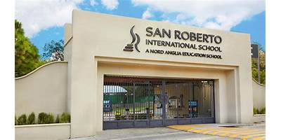 INSTITUTO SAN ROBERTO