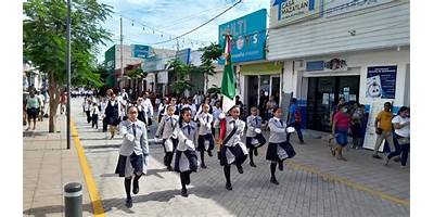 LA EDUCADORA