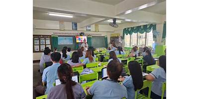 LADERAS SCHOOL
