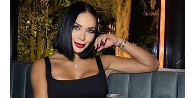 LAURA GONZALEZ DE GARZA T.