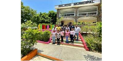 LIC. ADOLFO RUIZ CORTINEZ