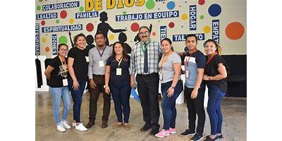 LIC. CARLOS A. MADRAZO