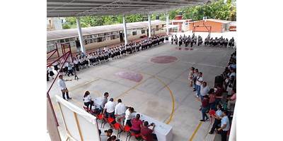 LIC. MIGUEL ALEMAN VALDES