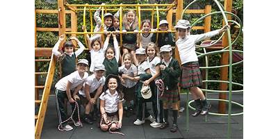 LINCOLN SCHOOL