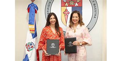 MARIA MADRE Y MAESTRA