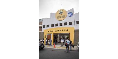 PERUANO CHINO JUAN XXIII