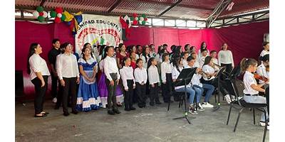 ROSA Y CAROLINA AGAZZI