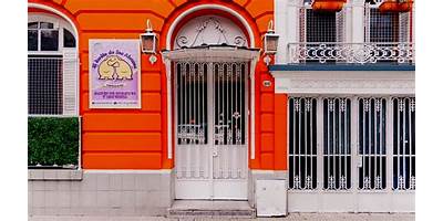 EL JARDIN DE LOS ABRAZOS