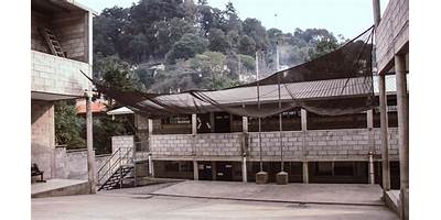 COLEGIO MIXTO LUIS CARDOZA Y ARAGÓN "COMILCA"