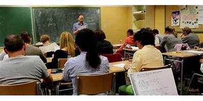 ESCUELA PARA ADULTOS CON FORMACIÓN PARA EL TRABAJO DEBORA