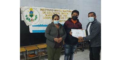 INSTITUTO MIXTO NOCTURNO DE EDUCACIÓN BÁSICA POR COOPERATIVA