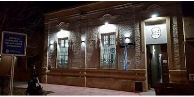 ESCUELA MUNICIPAL DE BELLAS ARTES DIVISADERO