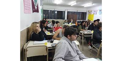 ESCUELA DE ADULTOS Nº710