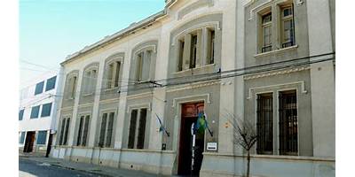 INSTITUTO SAGRADA FAMILIA