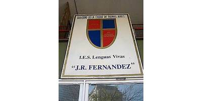 INST. DE ENSEÑANZA SUP EN LENGUAS VIVAS JUAN R.FERNANDEZ DE 19