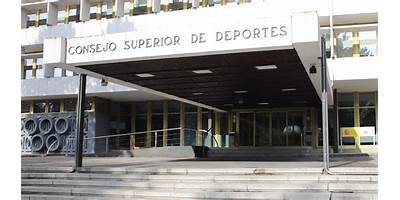 INST. SUPERIOR DE DEPORTES DE 10