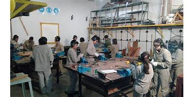 INSTITUTO SUPERIOR MANUEL BELGRANO DE TÉCNICO MECÁNICO DENTAL