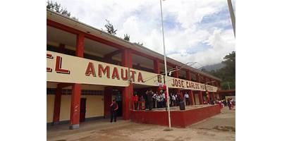 EXPLORADORES DE MARIATEGUI