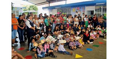 ESCUELA DE EDUCACIÓN PREESCOLAR