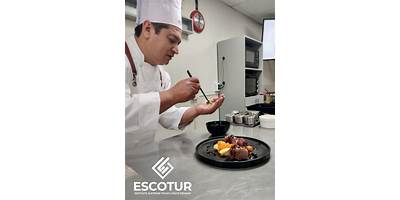 ESCOTUR