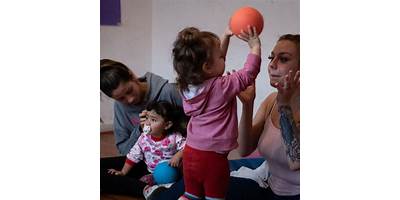 JAKAIRA CENTRO PARA MADRES Y PADRES ADOLESCENTES