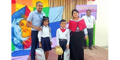 CENTRO COMUNITARIO DE EDUCACION INFANTIL BILINGUE INTERCULTURAL KAB LAJUJ Q ANIL ANEXA  A E.O.R.M