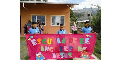 ESCUELA DE EDUCACION ESPECIAL "ANGELES DE JESUS"